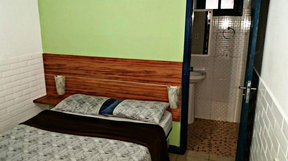 Hostal Copa Roots *